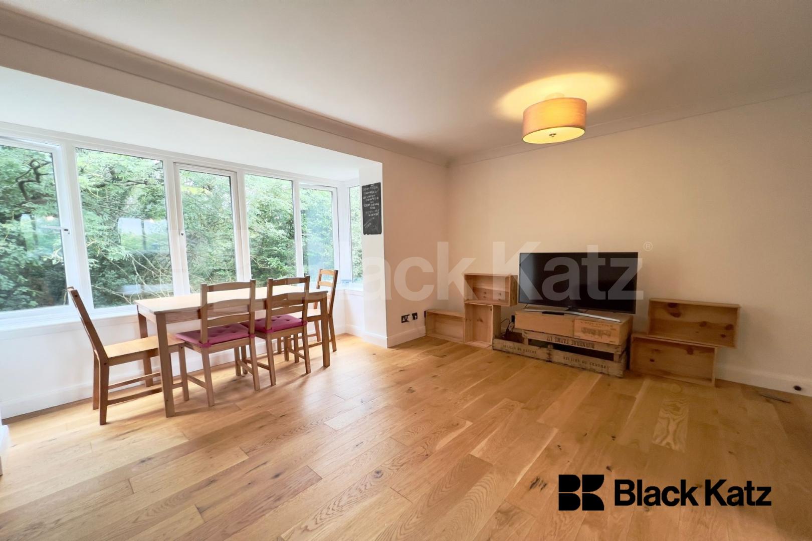 Modern apartment set within private woodlands Linwood Close, Peckham